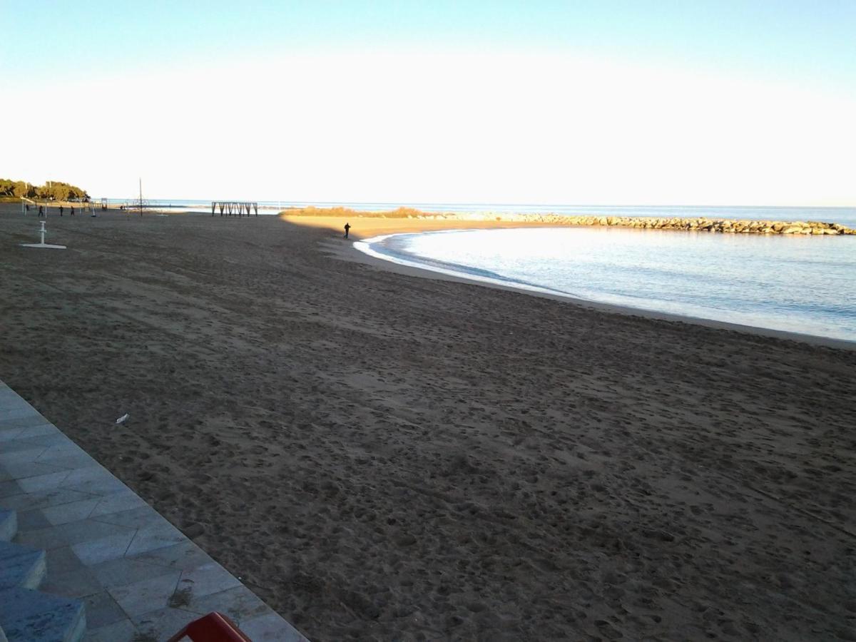Apartamento Estudio Linea De Playa Винарос Экстерьер фото